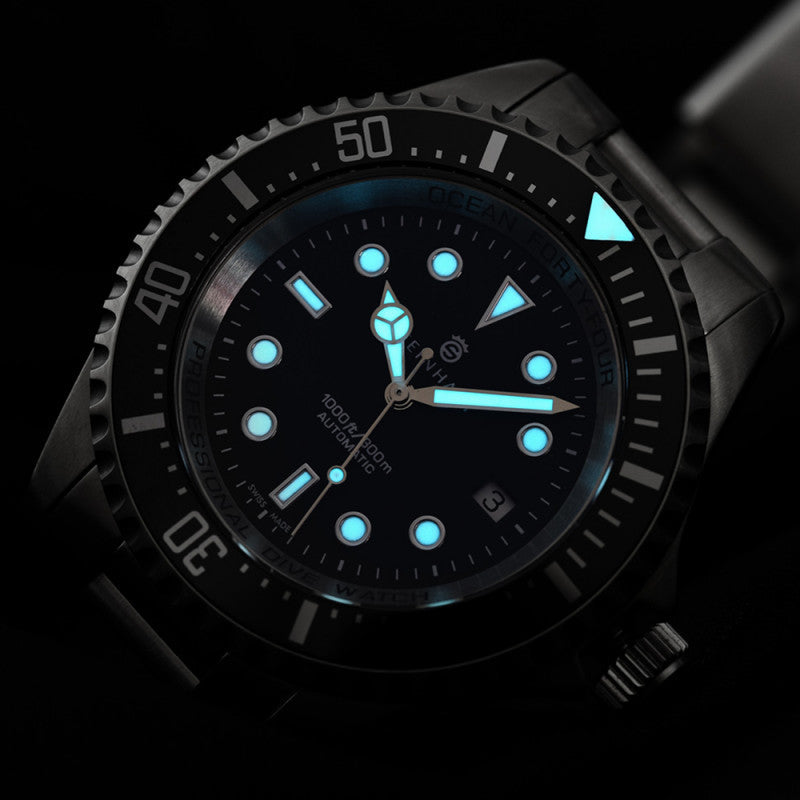 OCEAN 44 Black Ceramic