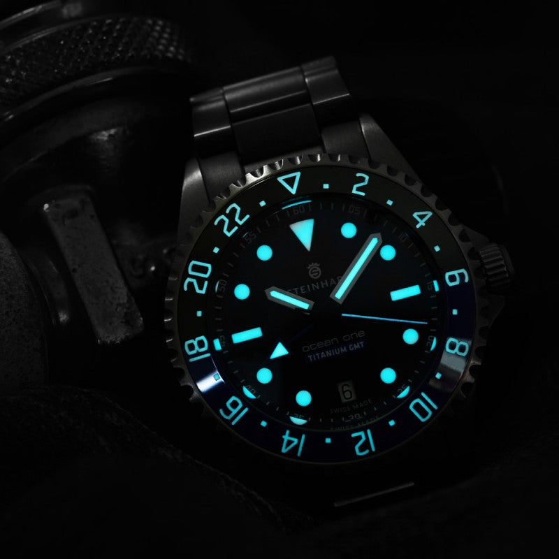 Ocean Titanium 500 GMT Premium ceramic